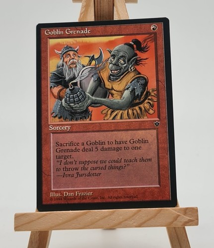 Goblin grenade fallen - goblin,